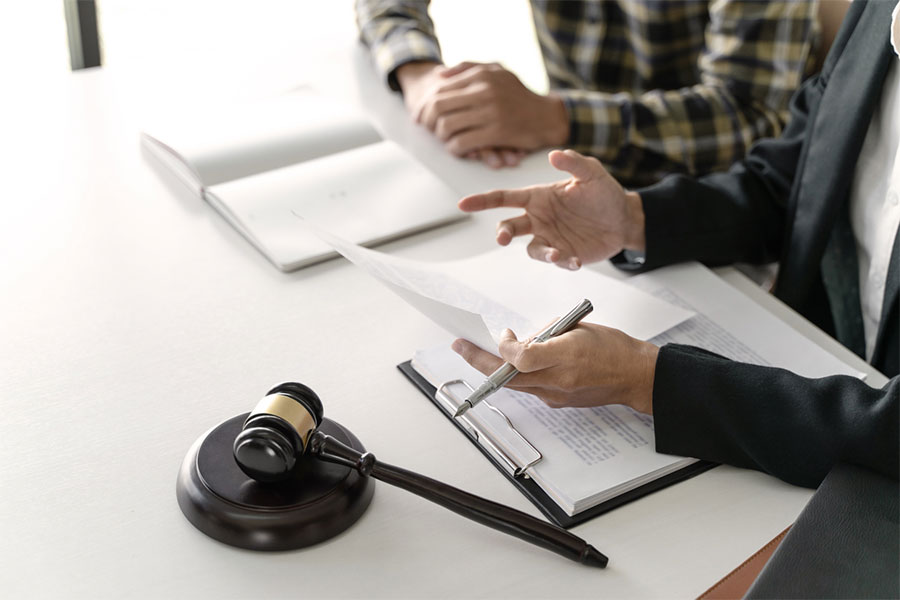 Attorney in Downtown Rochester, MI