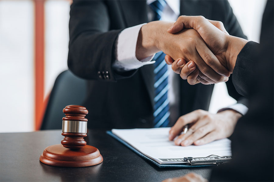 Business Attorney near Shelby Township MI